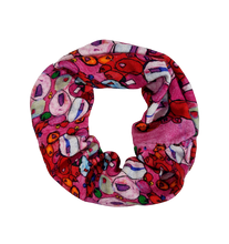 Load image into Gallery viewer, Pink Bubbles Scrunchie
