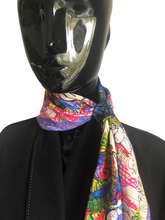 Load image into Gallery viewer, Lupin Cotton Silk Scarf
